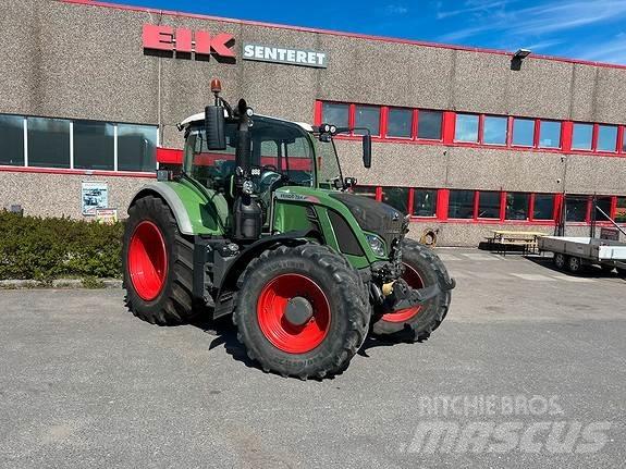 Fendt 724 Tractors