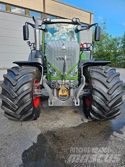 Fendt 828 Vario Tractors