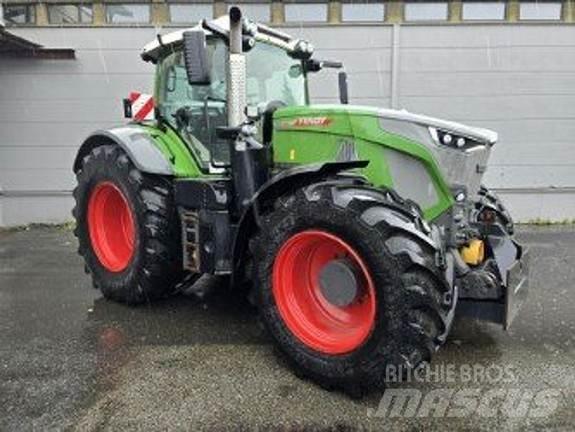 Fendt 942 VARIO Tractors