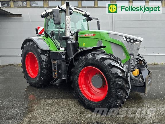 Fendt 942 VARIO Tractors