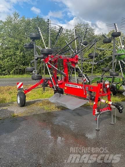 Fendt Former 801 Swathers \ Windrowers