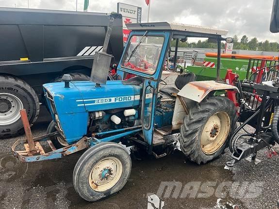 Ford 2600 Tractors