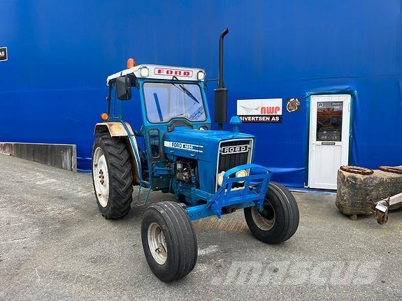 Ford 4600 Tractors