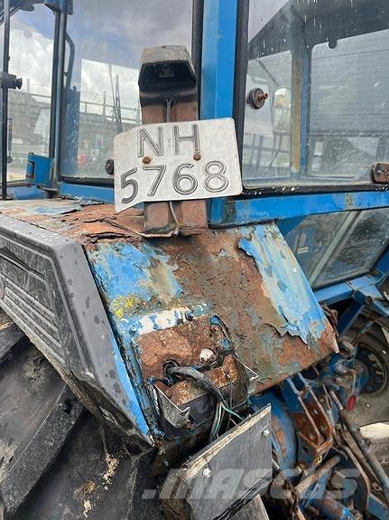 Ford 4610 Tractors