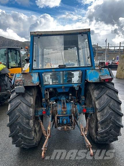 Ford 4610 Tractors