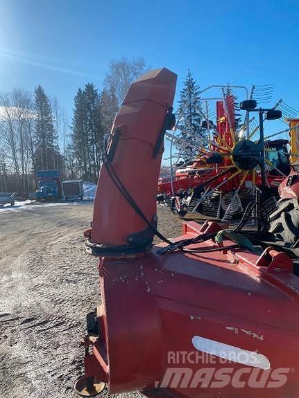 Globus 2600 Other road and snow machines