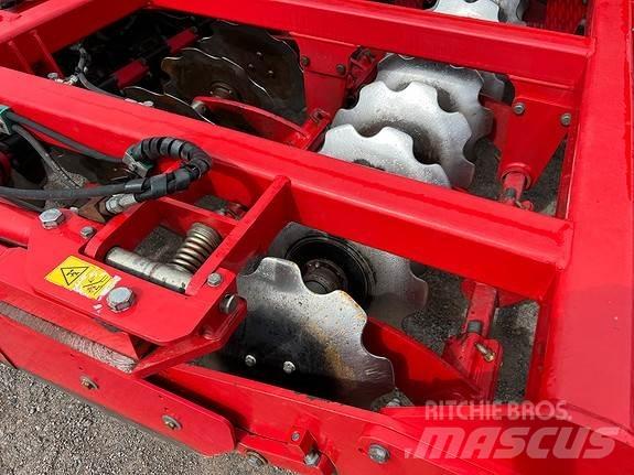 Horsch Pronto 6 DC Manure spreaders