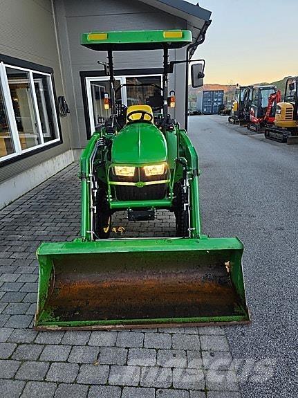 John Deere 3038E Tractors
