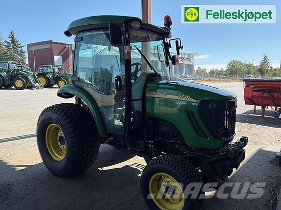 John Deere 4720 Tractors