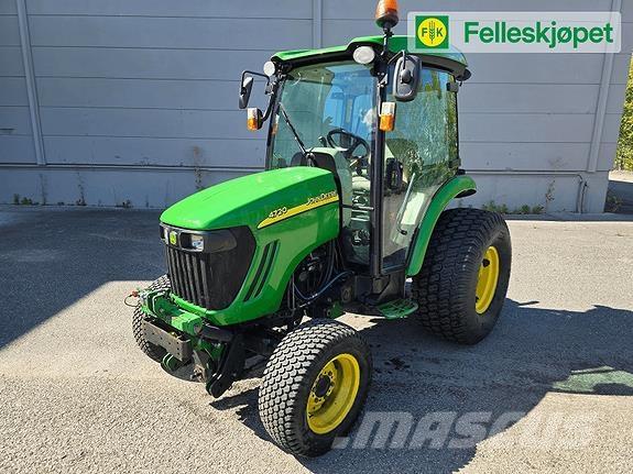 John Deere 4720 Tractors