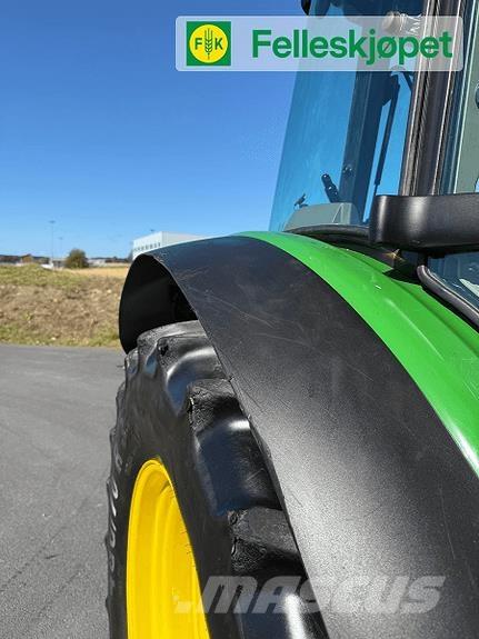 John Deere 5125R Tractors