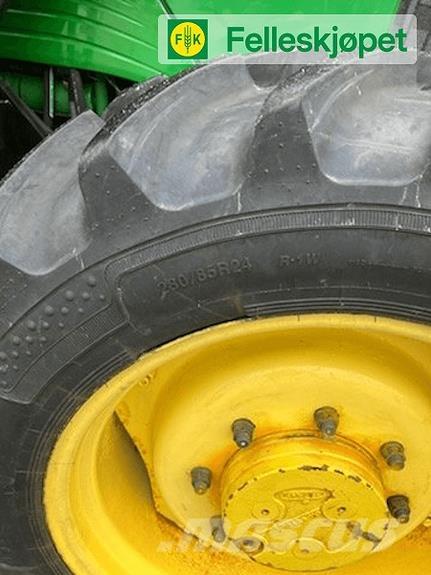 John Deere 5315 Tractors