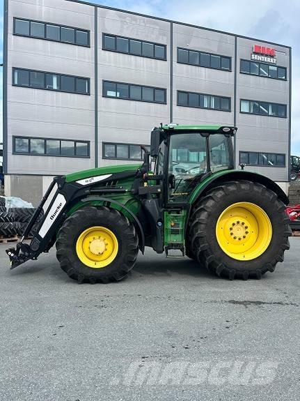 John Deere 6215 R Tractors
