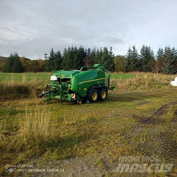 John Deere C441R Round Balers