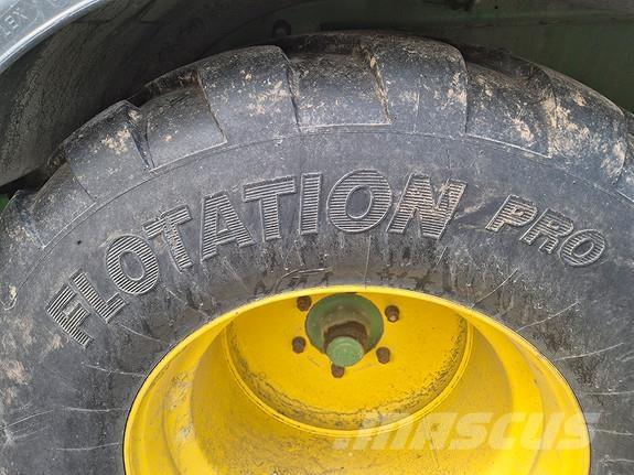 John Deere C441R Round Balers