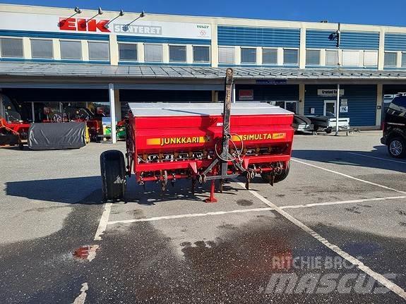 Junkkari 2500 Farm Drills