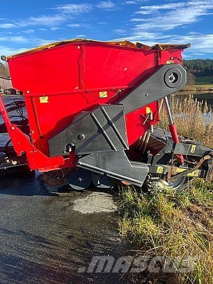 Junkkari 3000 ST Mineral spreaders