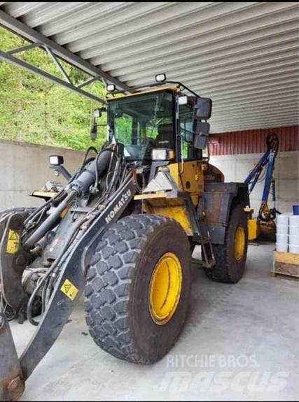 Komatsu WA200 PT Wheel Loaders