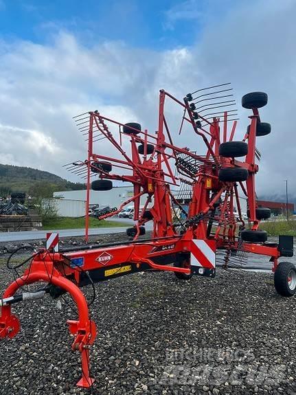 Kuhn GA8121 Swathers \ Windrowers