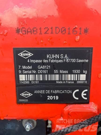 Kuhn GA8121 Swathers \ Windrowers