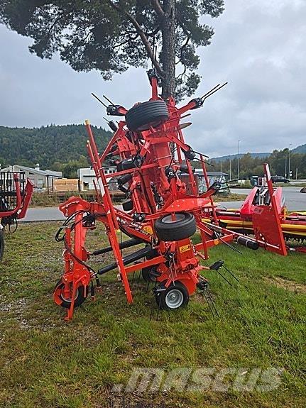 Kuhn GF7903 Round Balers