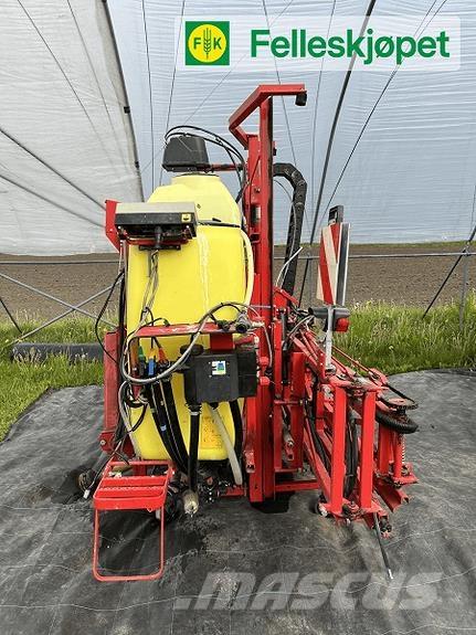Kverneland 02 800 Self-propelled sprayers