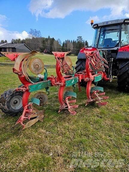 Kverneland 150S Reversible ploughs