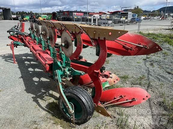Kverneland ES80 Plows