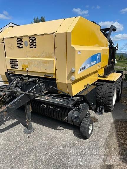 New Holland Br560a Round Balers