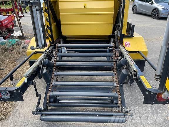 New Holland Br560a Round Balers