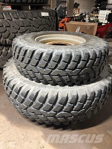 Nokian TRI 2 Tires, wheels and rims