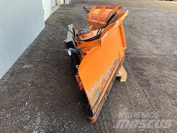 Pronar PUV-3000 Snow Blades And Plows