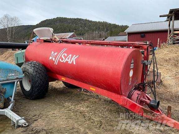 SAK 8000 Mineral spreaders