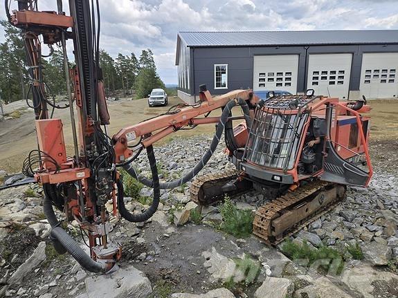 Sandvik DX780 Surface drill rigs