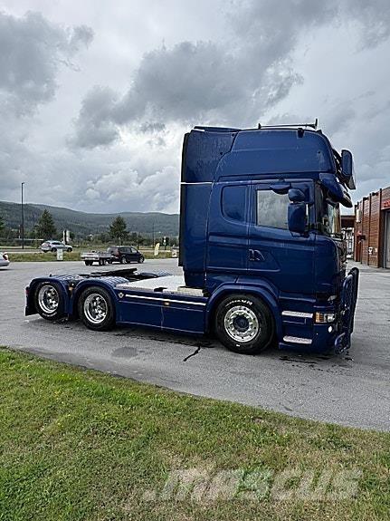 Scania R580 Conventional Trucks / Tractor Trucks