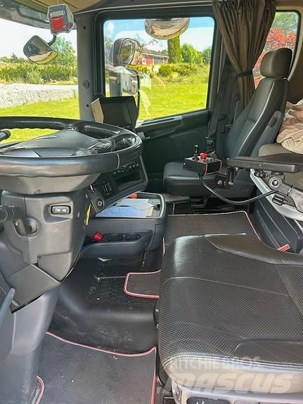 Scania R580 6x4 Dump Trucks