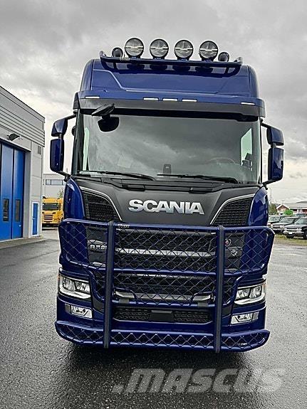 Scania R590 8X4*4 Demountable Trucks
