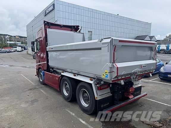 Scania R660B6x4NB Dump Trucks