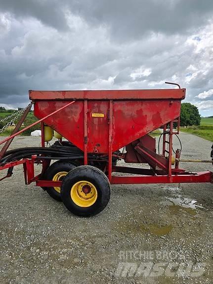 Tive 3-4000 JET Mineral spreaders