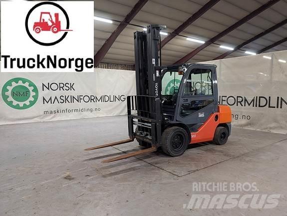 Toyota 52-8FDJF35 Diesel Forklifts