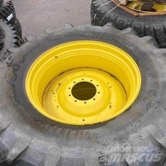 Trelleborg TM900 Farm Equipment - Others