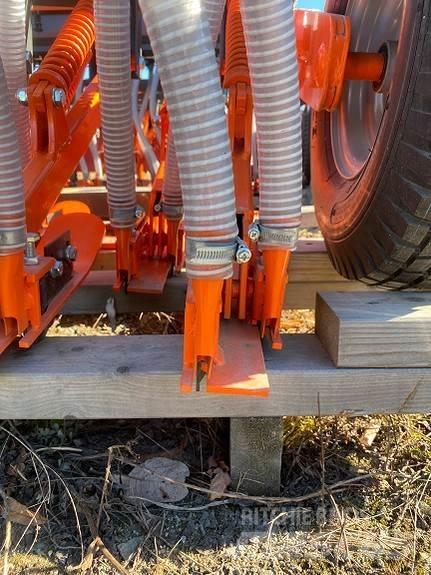 Underhaug UM7950 Farm Drills