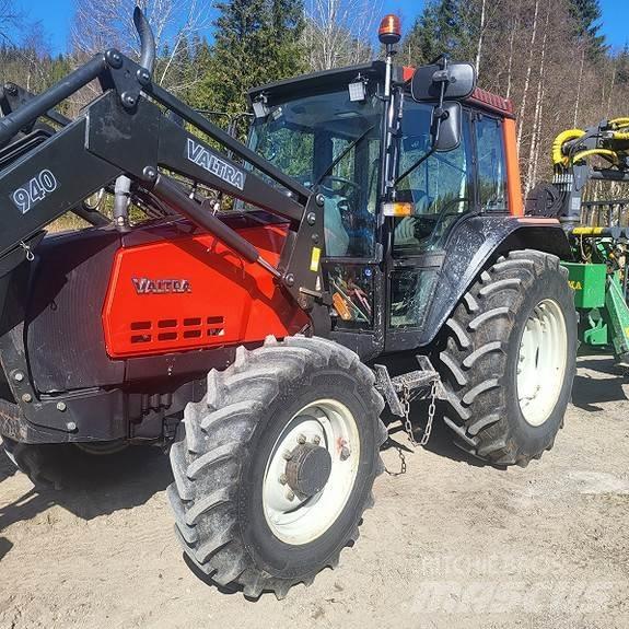 Valtra 6200 Tractors