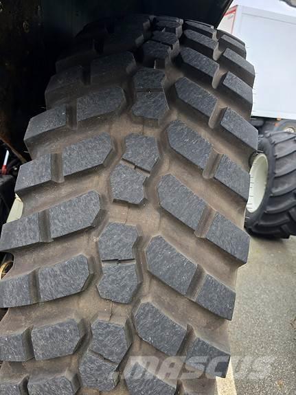 Valtra 6400 Tractors