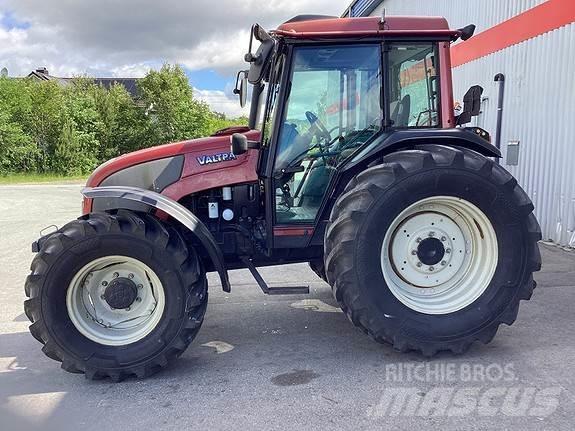 Valtra A 95-4 Tractors