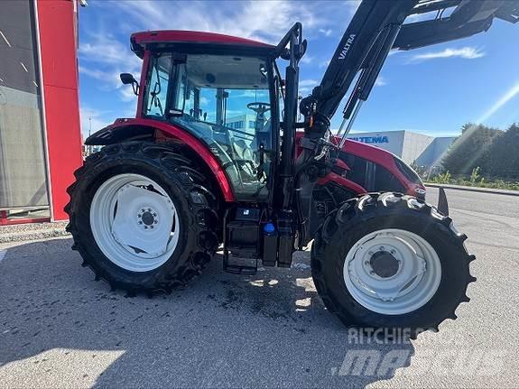 Valtra A115 H4 Tractors