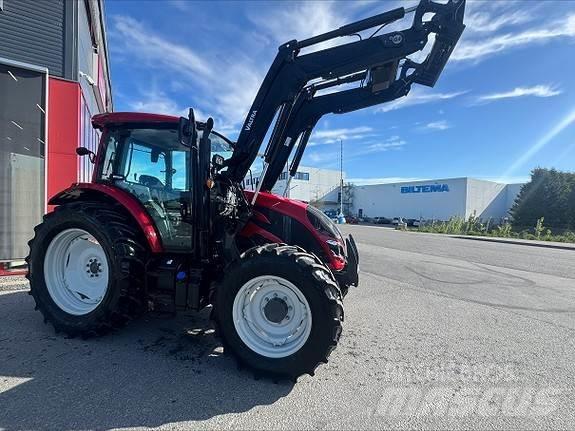 Valtra A115 H4 Tractors