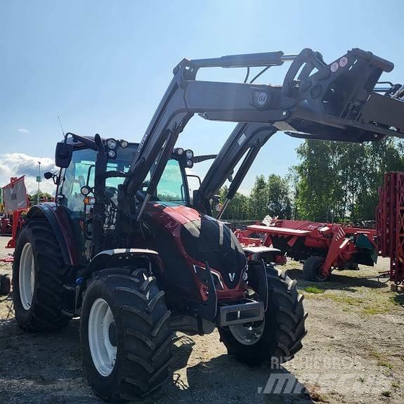 Valtra A134 Tractors