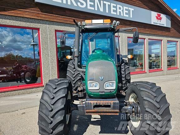 Valtra A92 Tractors