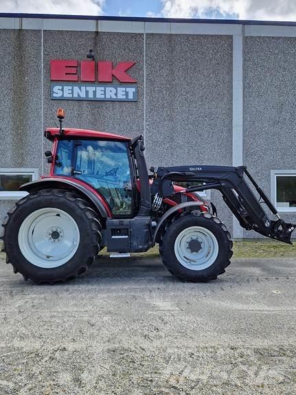 Valtra G105. HT Tractors